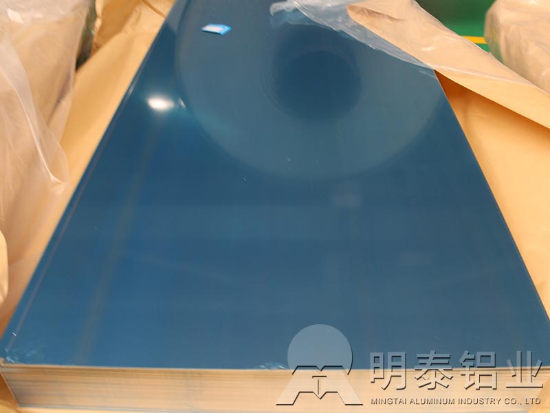 明泰超寬幕墻鋁板生產(chǎn)廠家-1060鋁板、3003鋁板