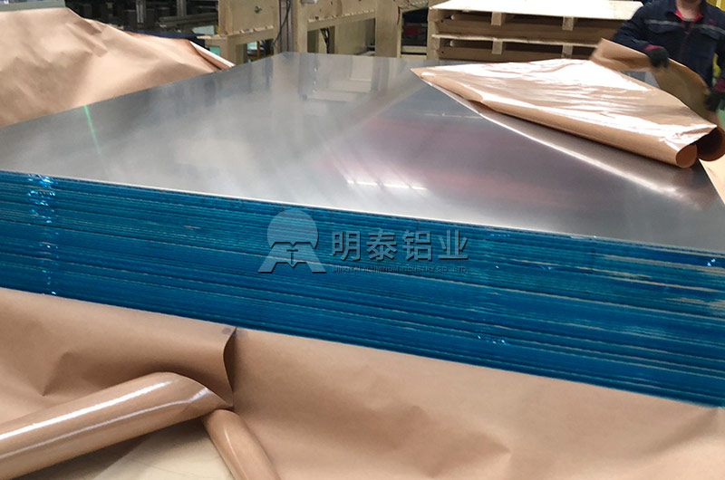 廣東電池托盤用鋁合金板帶規(guī)格有哪些？具體價(jià)格多少